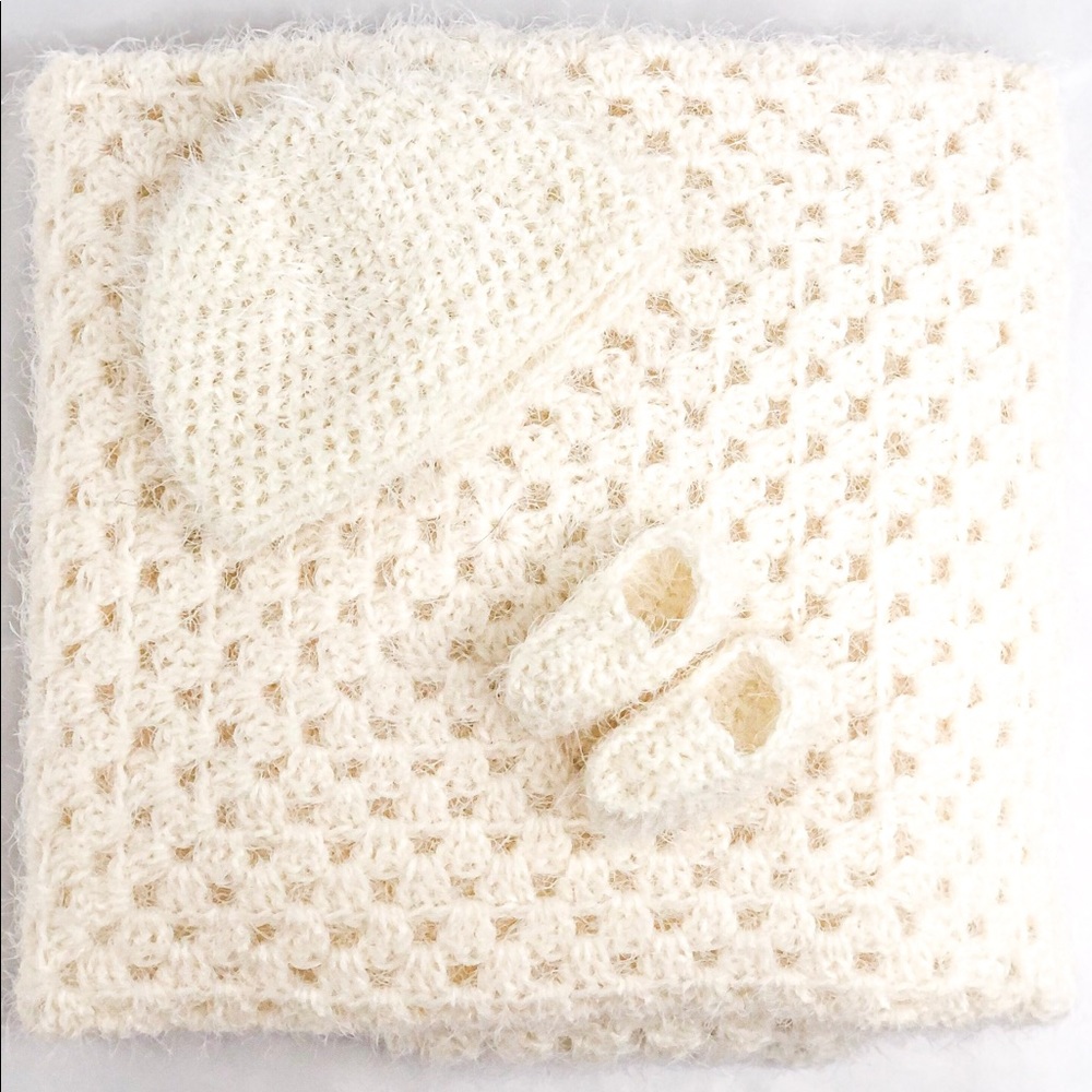Creme Crochet Baby Set